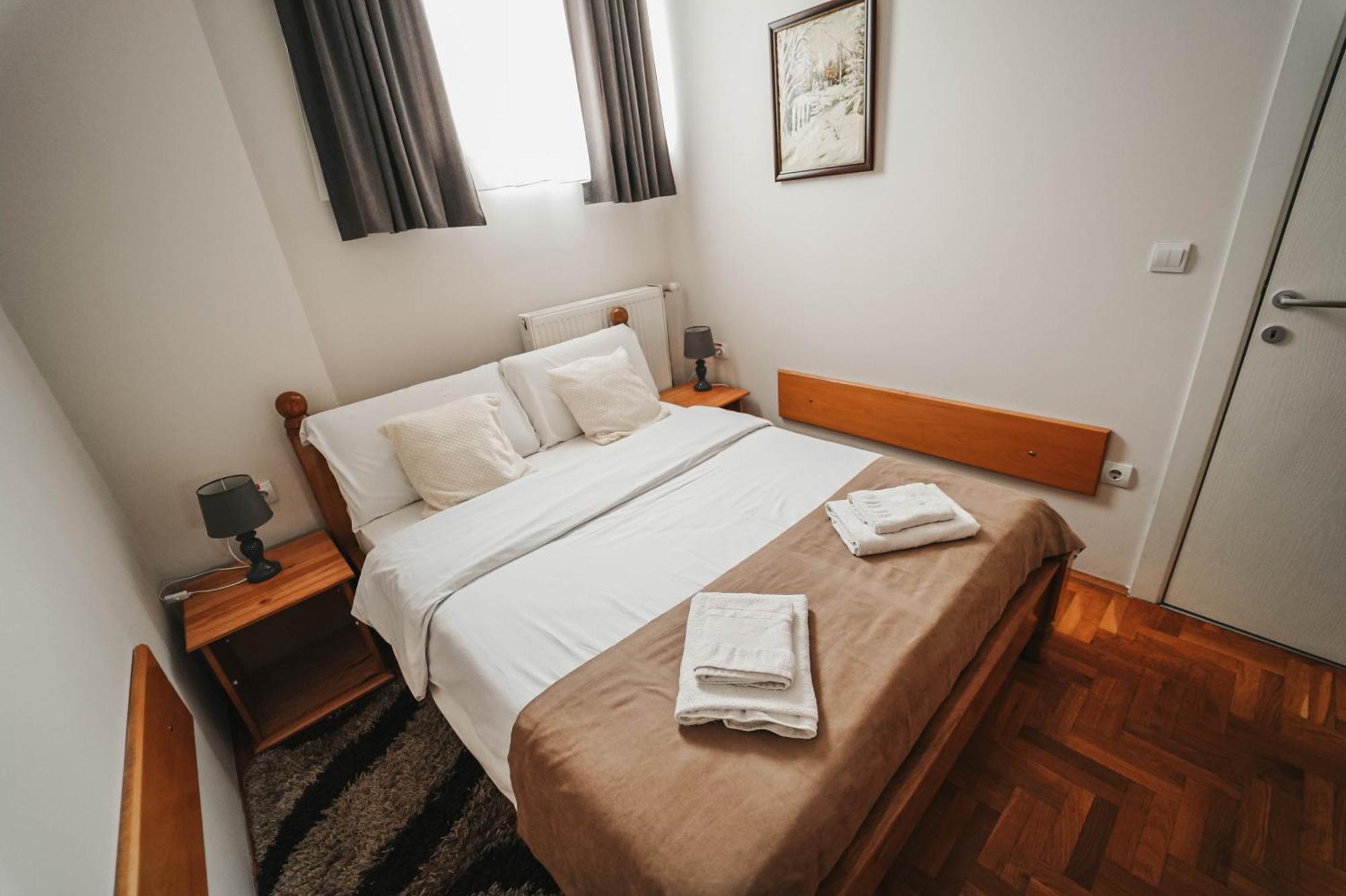 B&B Passage Sremska Mitrovica Exteriör bild