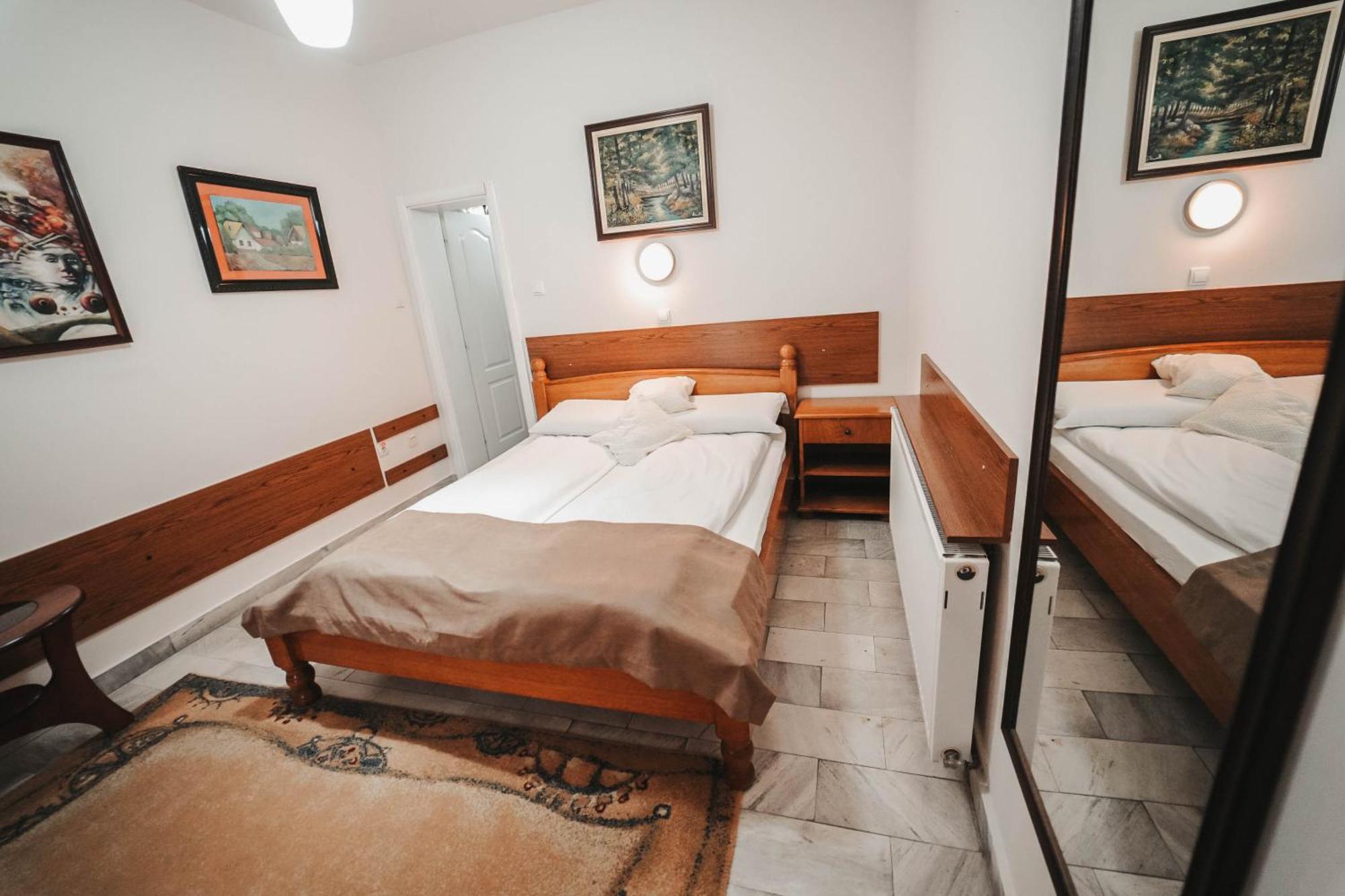 B&B Passage Sremska Mitrovica Exteriör bild