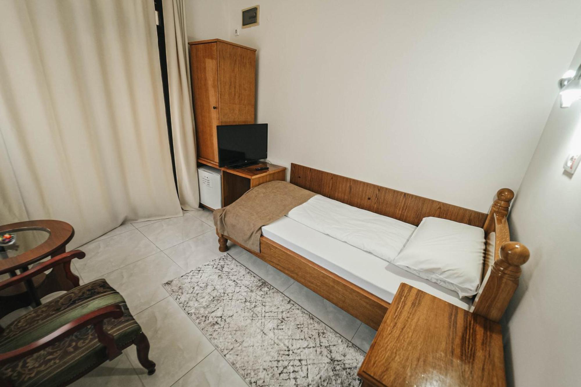 B&B Passage Sremska Mitrovica Exteriör bild