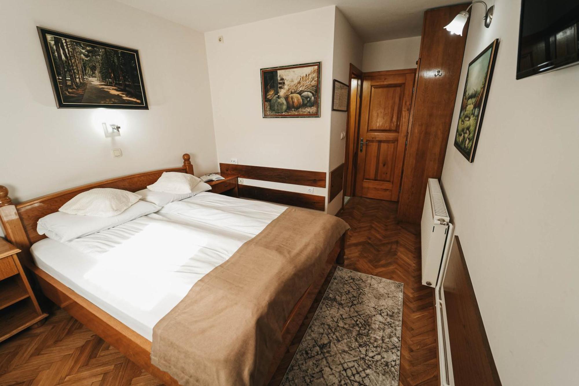 B&B Passage Sremska Mitrovica Exteriör bild
