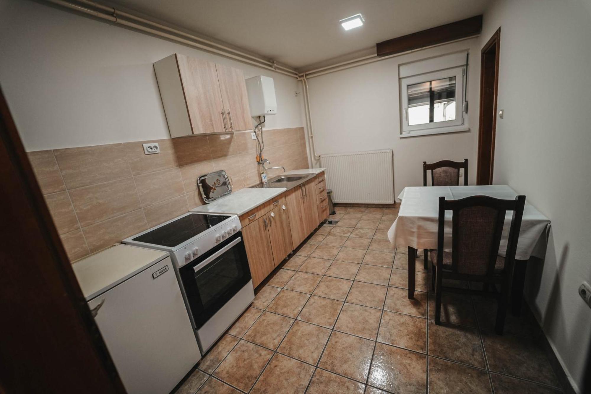 B&B Passage Sremska Mitrovica Exteriör bild