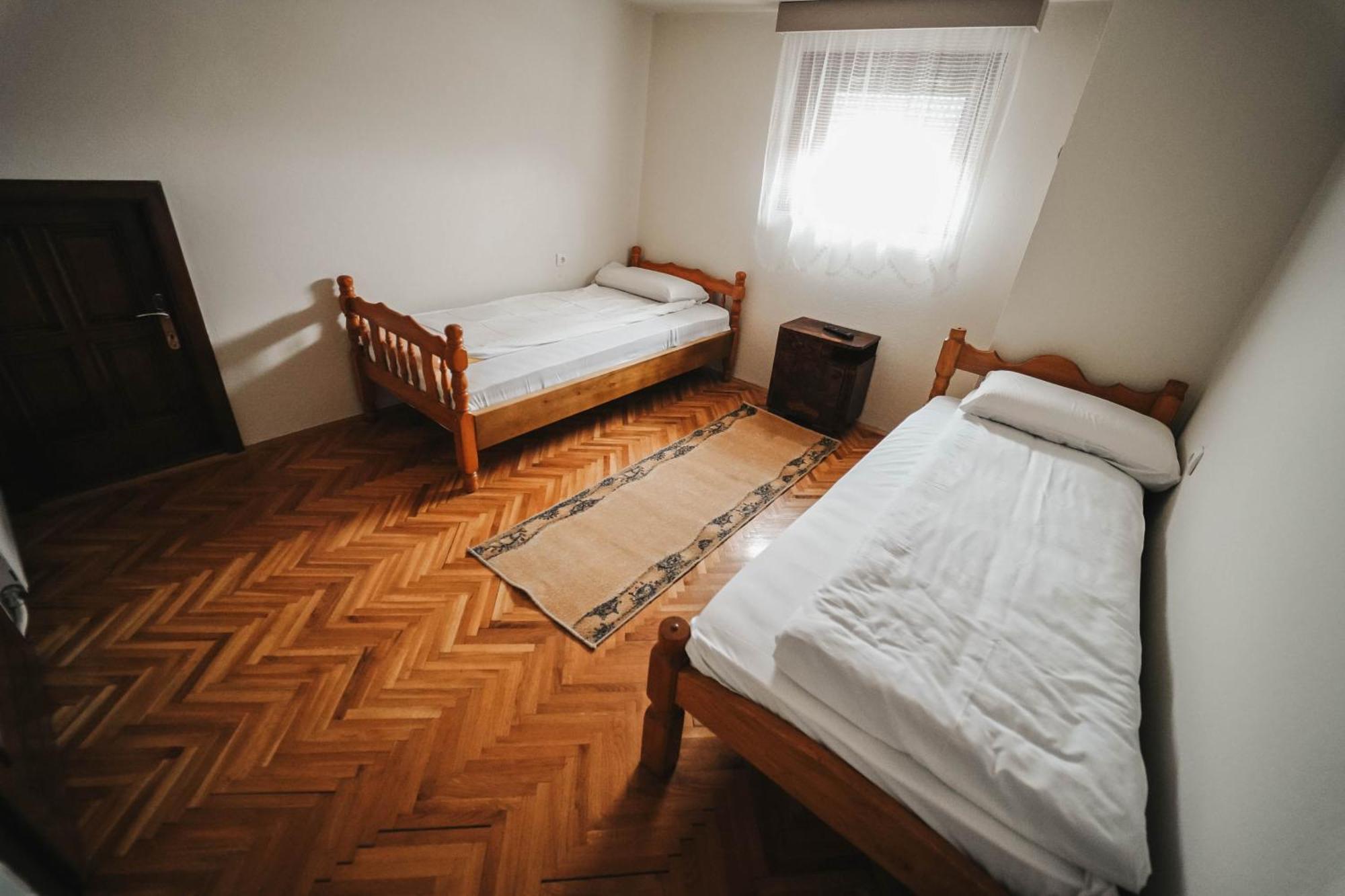 B&B Passage Sremska Mitrovica Exteriör bild